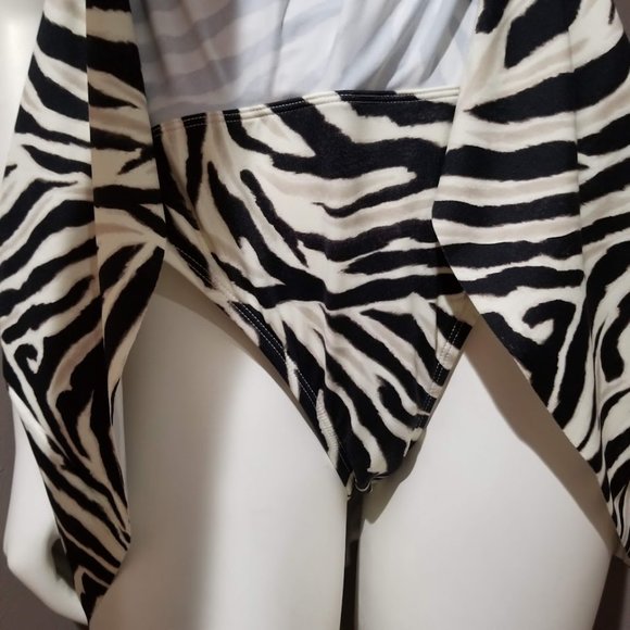 Lauren Ralph Lauren Plus Size Skirted One Piece Swimsuit Zebra Print - Picture 6 of 16